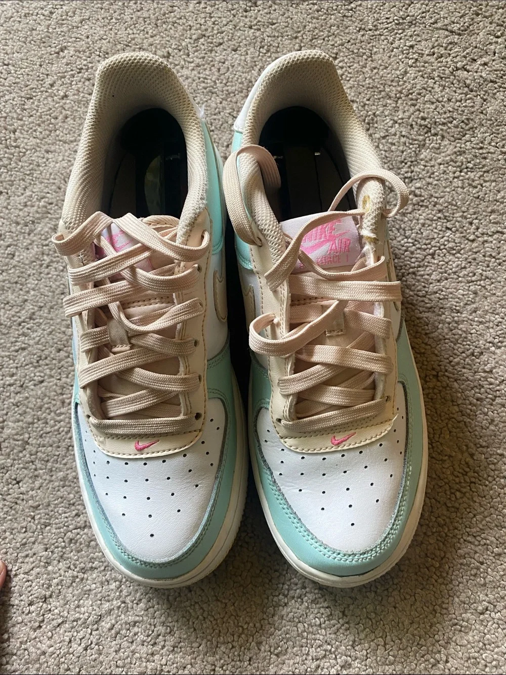 Girls Nike Air Force 1